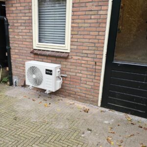 File (22)